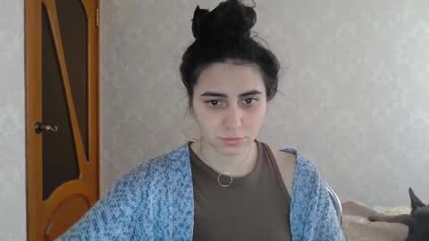 cute_strawberry_ online show from February 2025 07:38:02 AM