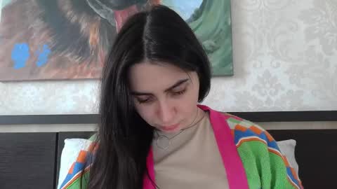 cute_strawberry_ online show from February 2025 11:17:01 AM