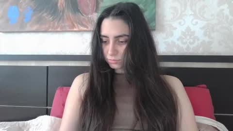 cute_strawberry_ online show from March 2025 08:59:01 AM