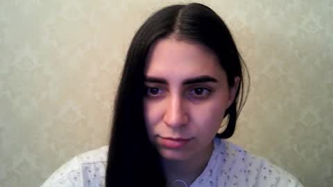 cute_strawberry_ online show from September 2025 06:07:01 PM