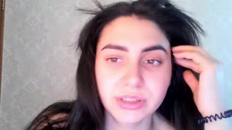 Snapshot of cute_strawberry_ chatting on October 2025 07:43:01 AM cute_strawberry_ online show from October 2025 07:43:01 AM