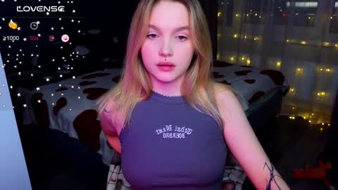 Snapshot of cute_summer_breathe chatting on January 2025 12:31:01 AM Sue online show from January 2025 12:31:01 AM