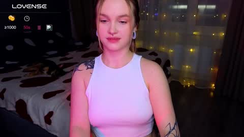 Snapshot of cute_summer_breathe chatting on January 2025 06:27:01 PM Sue online show from January 2025 06:27:01 PM