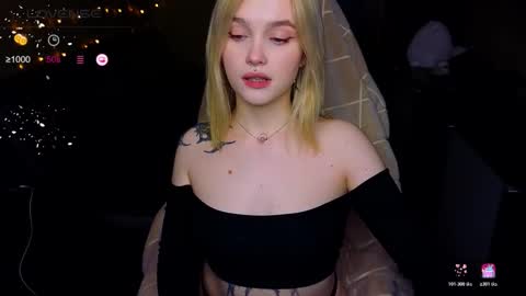 Sue online show from October 2025 07:45:02 PM