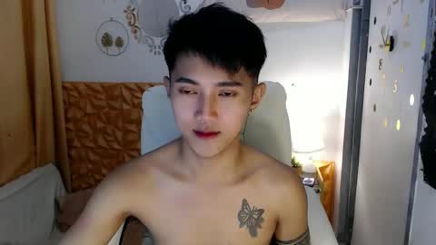 Steph online show from March 2025 04:49:01 PM