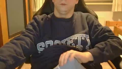 Cuteboy090 online show from April 2026 05:06:02 PM