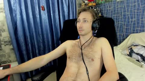 cuteboy228 online show from February 2025 05:26:02 PM