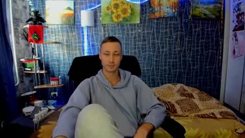 cuteboy228 online show from January 2026 12:31:02 PM