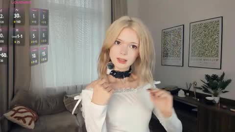 Snapshot of cutebrutality chatting on October 2025 07:32:01 AM Alice online show from October 2025 07:32:01 AM