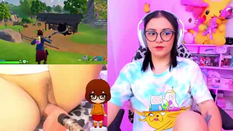 Cinna independent model online show from February 2025 04:47:02 PM