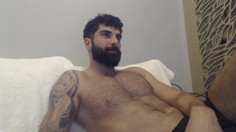 cuteeboy online show from January 2025 08:15:02 PM