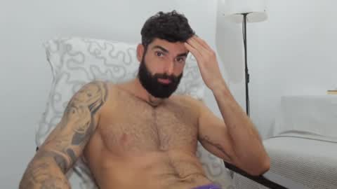 cuteeboy online show from February 2025 04:36:01 PM