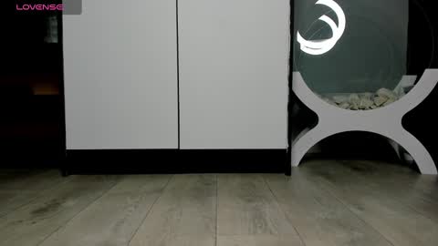 Anna online show from February 2025 04:45:02 PM