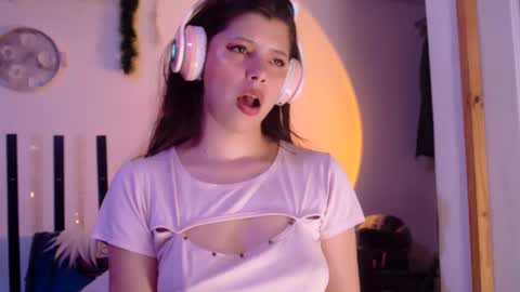 haome online show from November 2025 02:10:01 AM