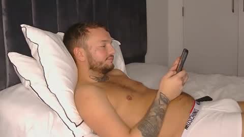 cutescottishlad online show from January 2026 07:51:02 PM