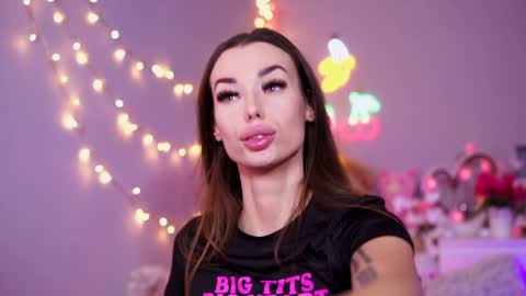 Snapshot of cutesmilebaby chatting on January 2025 05:28:02 PM Rita4u online show from January 2025 05:28:02 PM