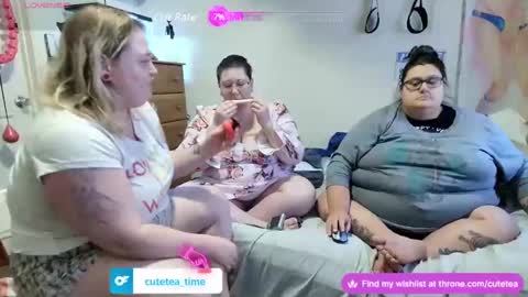 Snapshot of cutetea_time chatting on January 2025 08:58:02 PM Cutetea online show from January 2025 08:58:02 PM