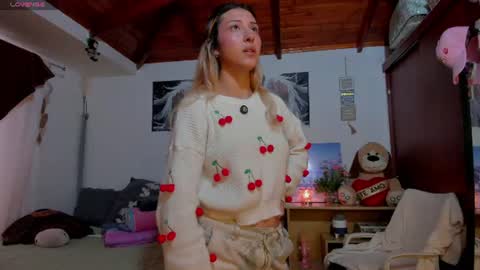 cuteweed420 online show from June 2026 08:57:01 PM