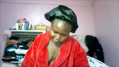 Snapshot of cutezola chatting on September 2025 06:24:01 AM cutezola online show from September 2025 06:24:01 AM