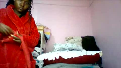 Snapshot of cutezola chatting on September 2025 03:06:02 AM cutezola online show from September 2025 03:06:02 AM
