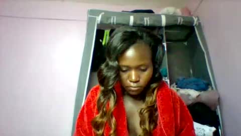 Snapshot of cutezola chatting on October 2025 04:54:01 AM cutezola online show from October 2025 04:54:01 AM