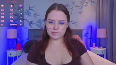 Snapshot of cutie__cutiee_ chatting on September 2025 09:58:01 PM Nika online show from September 2025 09:58:01 PM