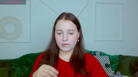 Snapshot of cutie__cutiee_ chatting on October 2025 09:48:02 PM Nika online show from October 2025 09:48:02 PM