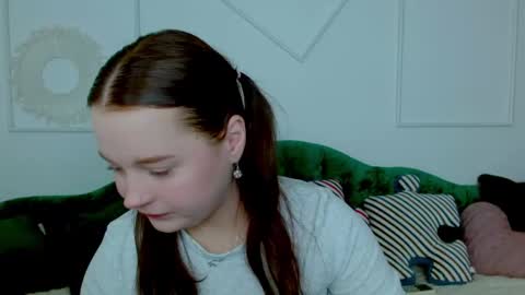 Snapshot of cutie__cutiee_ chatting on October 2025 08:10:01 PM Nika online show from October 2025 08:10:01 PM