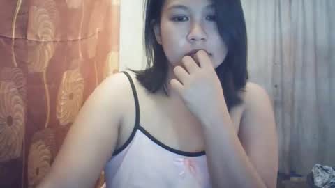 Snapshot of cutie_amaika715 chatting on November 2025 12:14:02 PM cutie_amaika715 online show from November 2025 12:14:02 PM