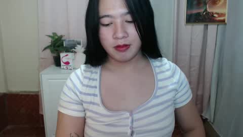 Snapshot of cutie_asianwoman chatting on December 2024 09:44:01 PM cutie_asianwoman online show from December 2024 09:44:01 PM