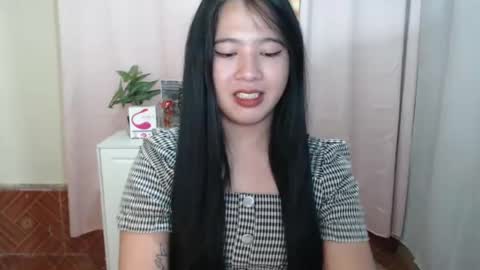 Snapshot of cutie_asianwoman chatting on December 2024 11:57:02 PM cutie_asianwoman online show from December 2024 11:57:02 PM