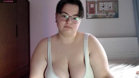 Sophie  Lilith online show from September 2025 08:09:02 AM