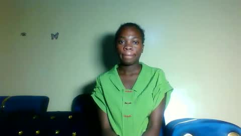 Snapshot of cutie_plush chatting on May 2026 06:13:01 PM cutieplush online show from May 2026 06:13:01 PM