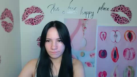 Emma online show from September 2025 07:03:02 PM