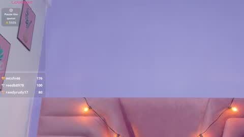 Kiara  online show from December 2025 07:54:01 PM