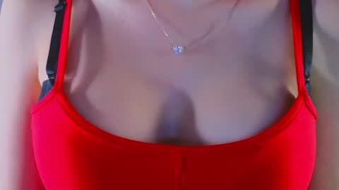 Kate online show from February 2025 10:28:02 PM