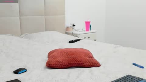 Eva online show from October 2025 05:57:02 PM