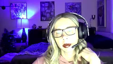 Snapshot of cyberkaleninja chatting on January 2025 02:38:02 AM Nicki Molotov online show from January 2025 02:38:02 AM