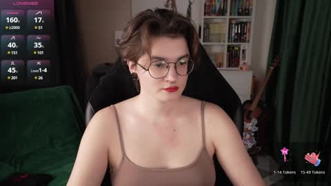Snapshot of cybersamuraii chatting on December 2024 07:43:02 PM Helen Blossom online show from December 2024 07:43:02 PM