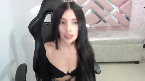 CINTIA ARAUJO online show from October 2025 03:08:01 AM