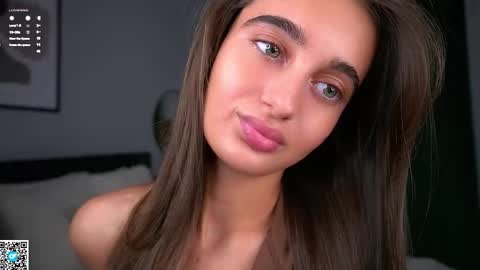 Snapshot of czamabech chatting on November 2025 01:04:01 AM Isabella online show from November 2025 01:04:01 AM