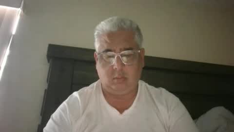 czar1974 online show from November 2025 02:52:02 PM