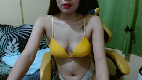 Snapshot of czarina69 chatting on January 2025 08:02:02 PM czarina69 online show from January 2025 08:02:02 PM