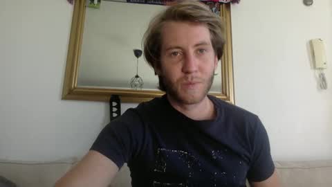 d3nnis_123 online show from February 2025 10:38:02 AM