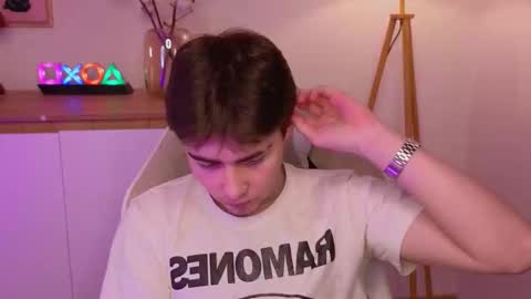 Snapshot of d3s_dn chatting on March 2026 03:41:01 PM Diss online show from March 2026 03:41:01 PM