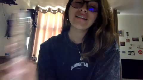 Snapshot of d4d3li0n chatting on December 2024 08:38:02 PM Paulette online show from December 2024 08:38:02 PM
