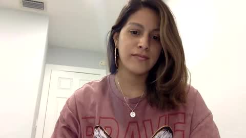 Snapshot of d4d3li0n chatting on February 2025 05:18:01 PM Paulette online show from February 2025 05:18:01 PM