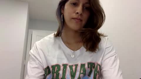 Snapshot of d4d3li0n chatting on February 2025 04:36:01 PM Paulette online show from February 2025 04:36:01 PM