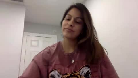 Snapshot of d4d3li0n chatting on February 2025 02:44:02 AM Paulette online show from February 2025 02:44:02 AM