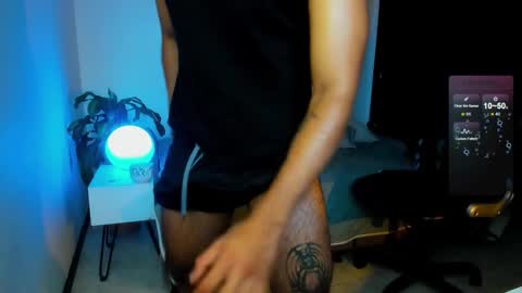 Snapshot of daarkomalfoy chatting on November 2025 08:41:01 PM Mauricio online show from November 2025 08:41:01 PM